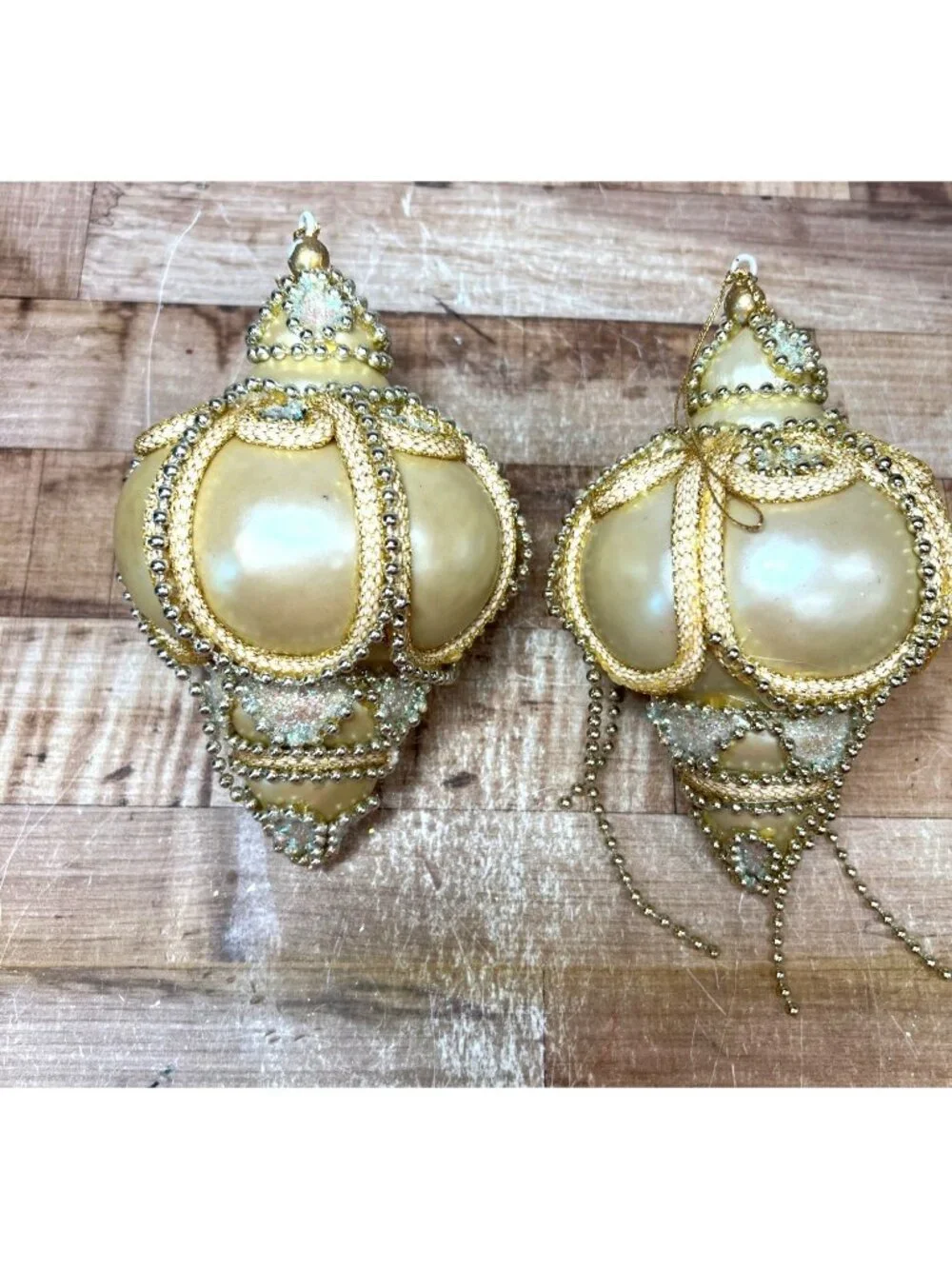 Vtg Pair Of Gold Beaded & Glittered Christmas Ornaments With Elegant Drop Design